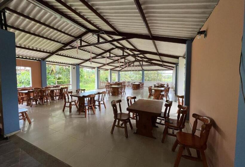 בית מלון כפרי Senderos De Sirivana