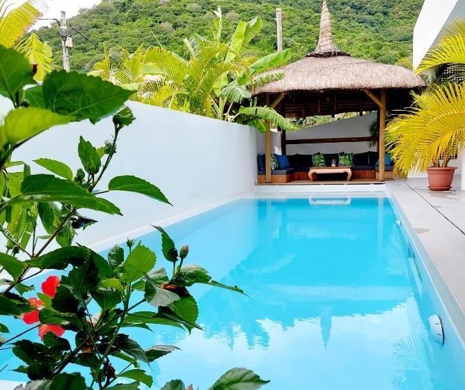 پانسیون Les Terrasses Du Bénitier