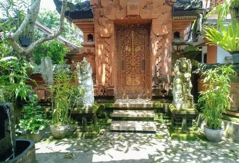 ペンション Puri Tegal Bunga Sukawati Gianyar Redpartner
