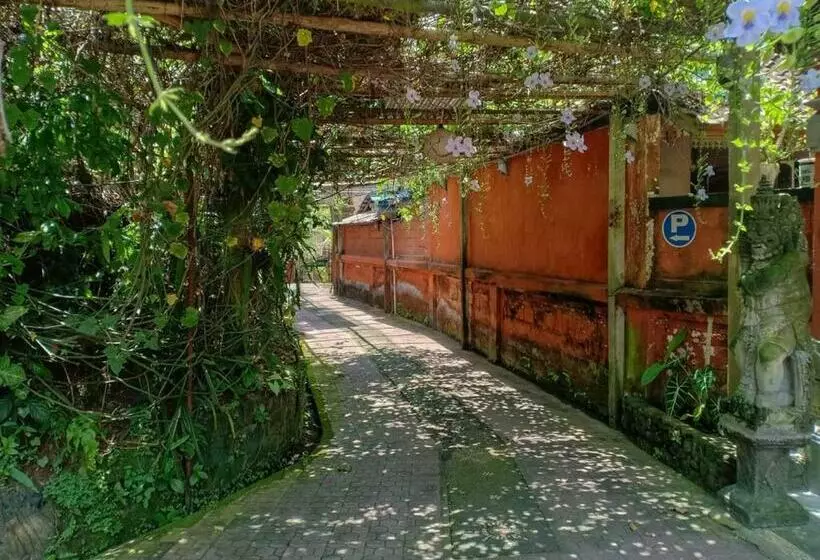 ペンション Puri Tegal Bunga Sukawati Gianyar Redpartner