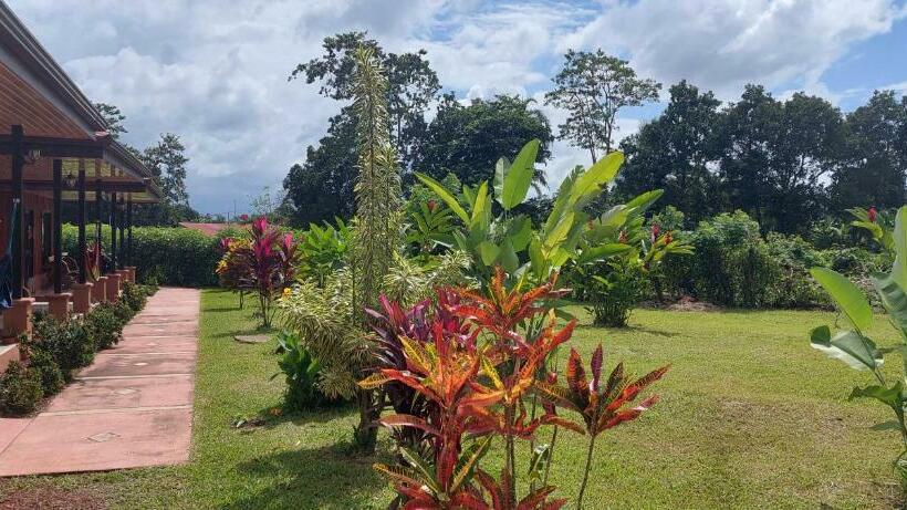 پانسیون Rústicas Dani & Fam