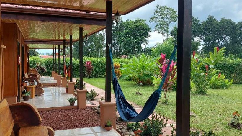 پانسیون Rústicas Dani & Fam