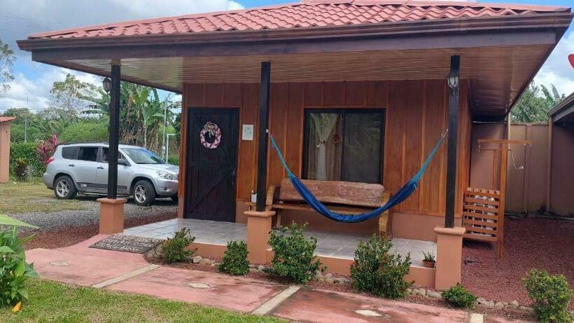 پانسیون Rústicas Dani & Fam