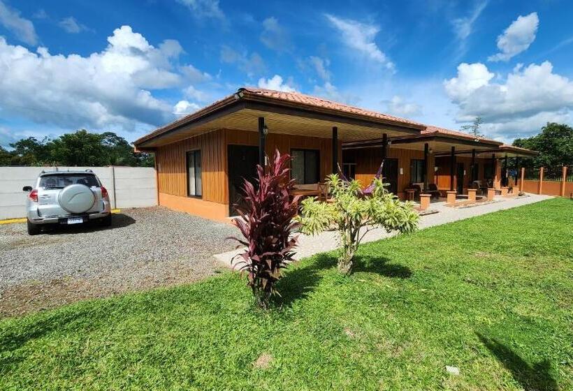 پانسیون Rústicas Dani & Fam