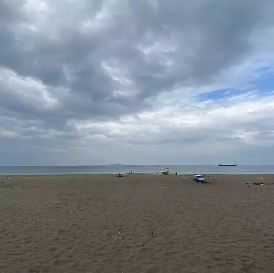 Shoreland Beach Resort By Cocotel