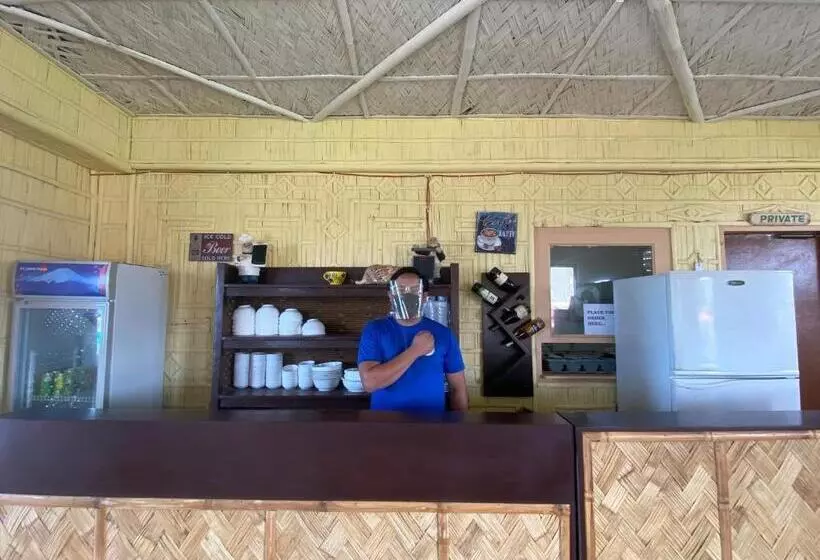 Shoreland Beach Resort By Cocotel