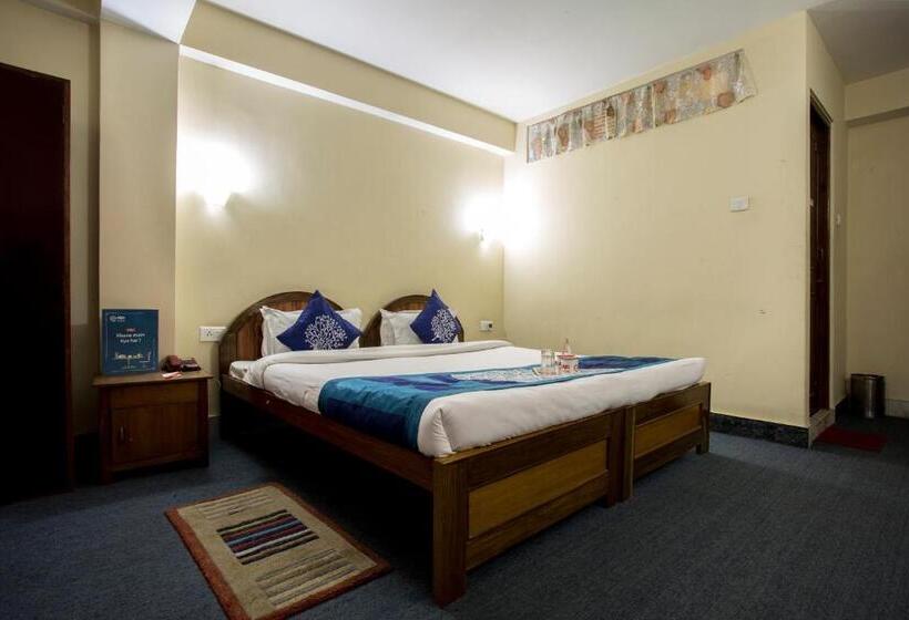 هتل Collection O The Ridge