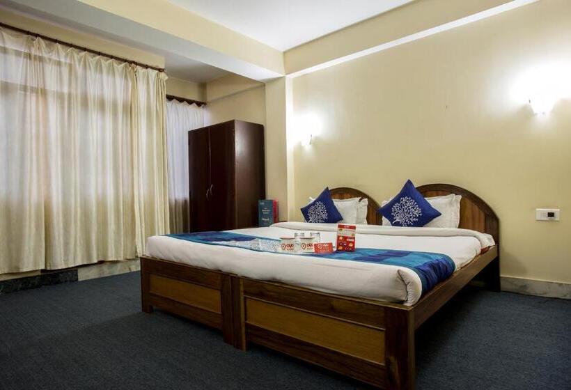 هتل Collection O The Ridge