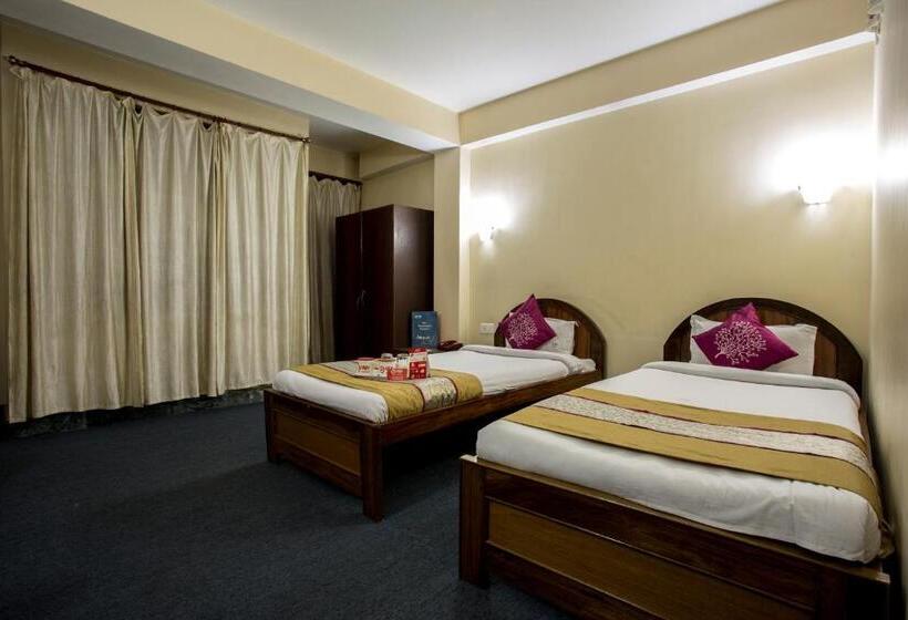 هتل Collection O The Ridge