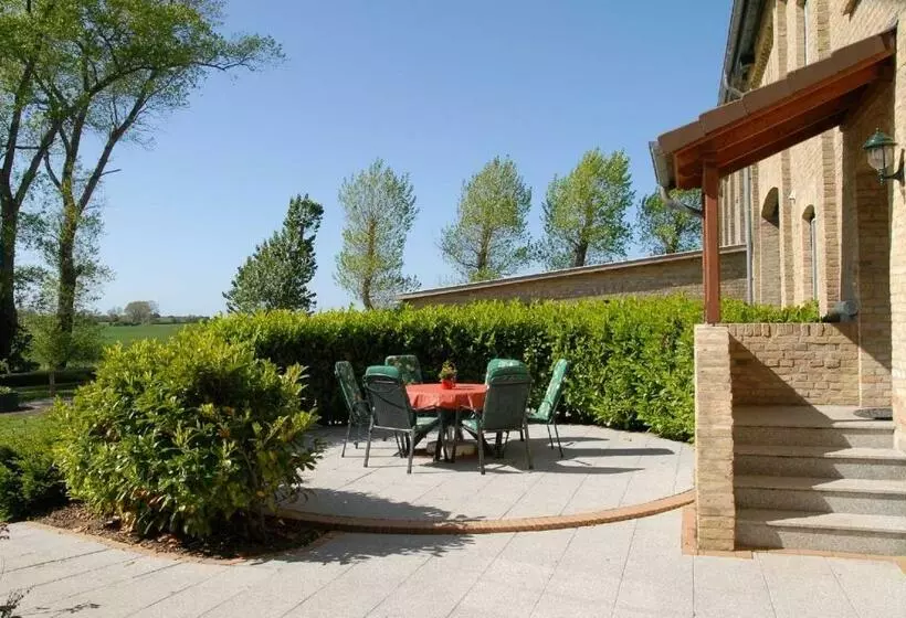 Hotelli Ferienwohnung Schoene Aussicht