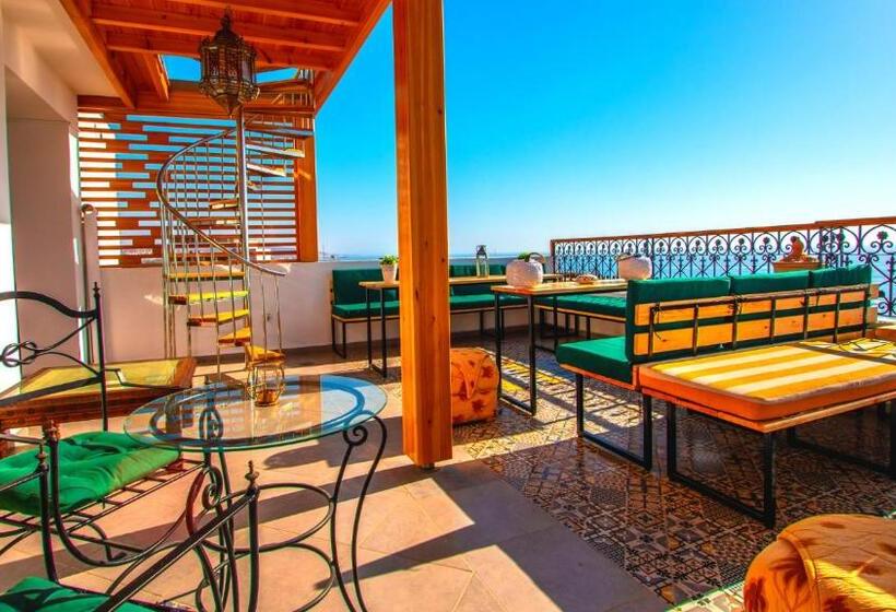 فندق The Horizon