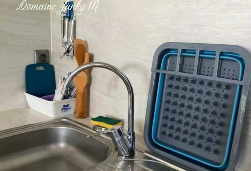 پانسیون Bungalow Corail Au Domaine De Janky M   Calme Et Piscine