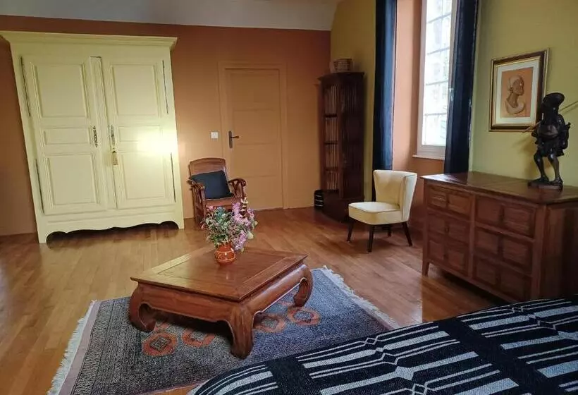 Aamiaismajoitus (B&B) La Grange De Lily