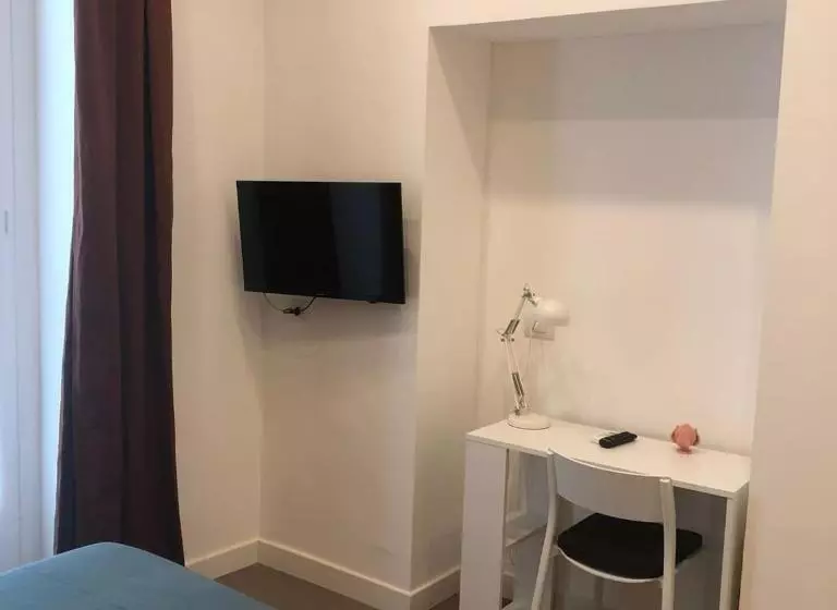 ベッドアンドブレックファースト La Maison Della Torre