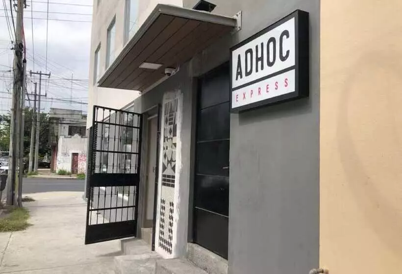 هتل Adhoc Cintermex