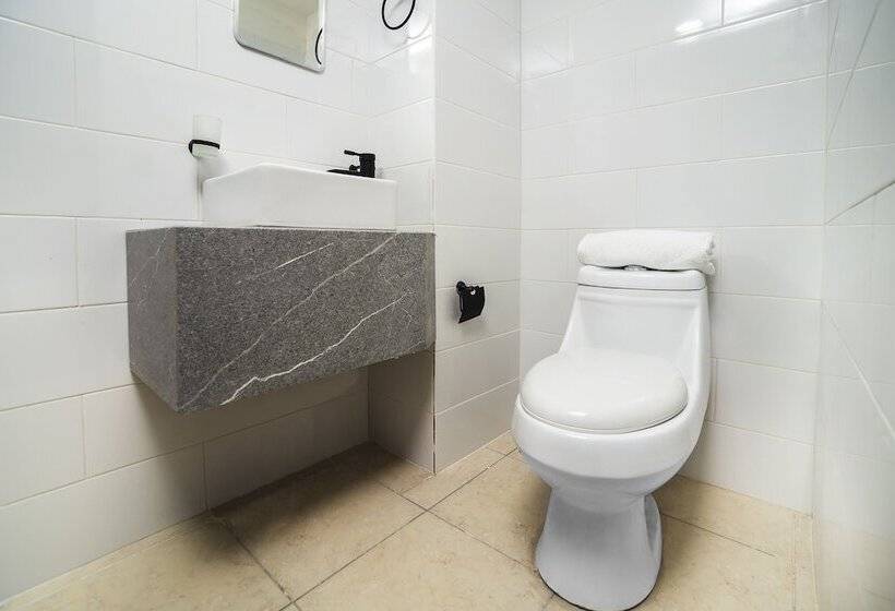 Szálloda Adhoc Cintermex