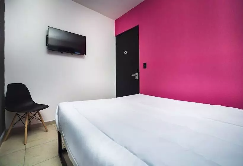 هتل Adhoc Cintermex