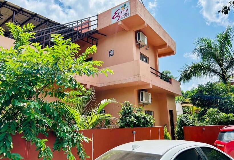 בית מלון כפרי Erisha Tadoba