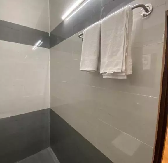 Hotelli Erisha Tadoba