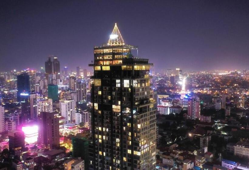 בית מלון כפרי The Penthouse Residence