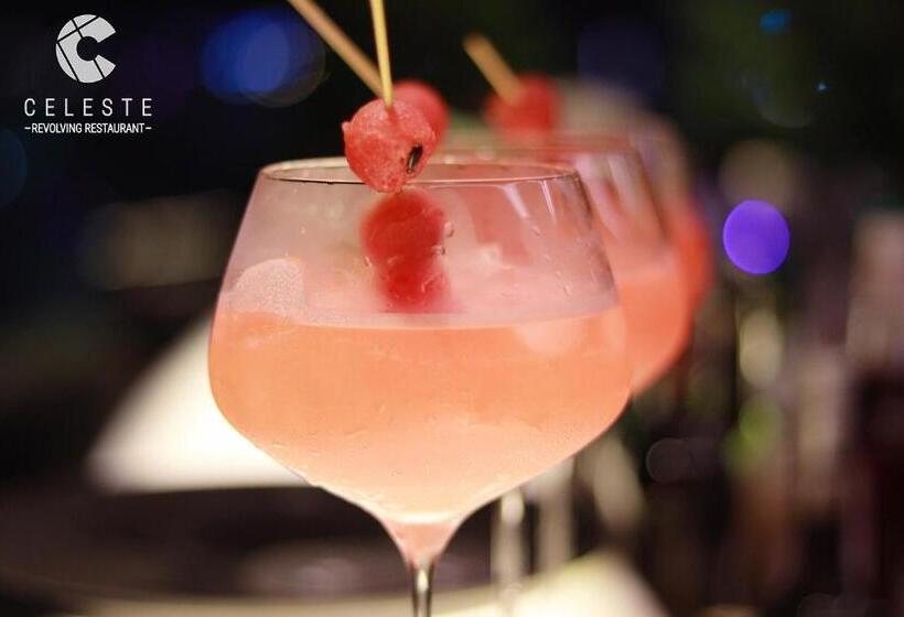 בית מלון כפרי The Penthouse Residence