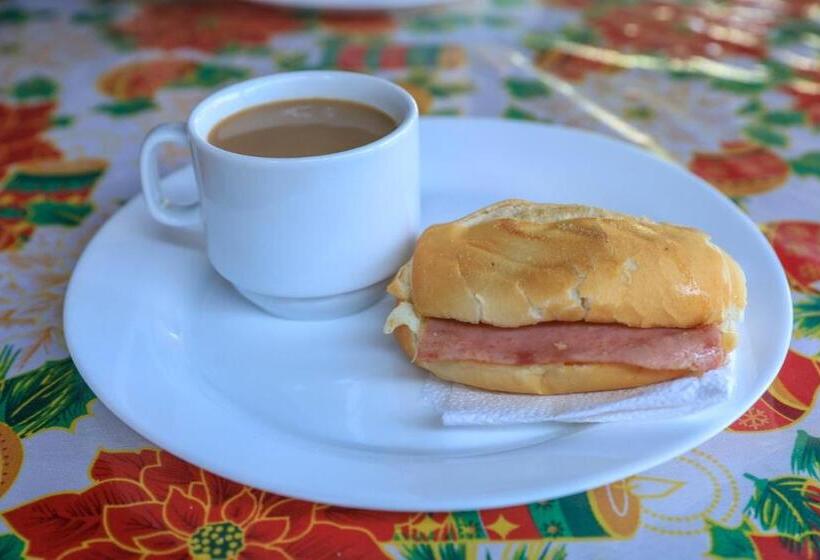 پانسیون Casa De Família Coração Amazônico