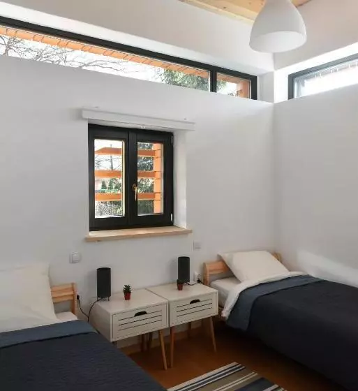 Aamiaismajoitus (B&B) Aster Panzió