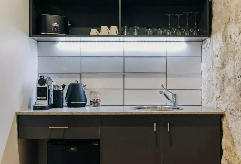 Bed and Breakfast Triabunna Barracks