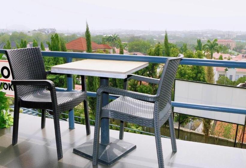 هتل Nisa Wellness Retreat