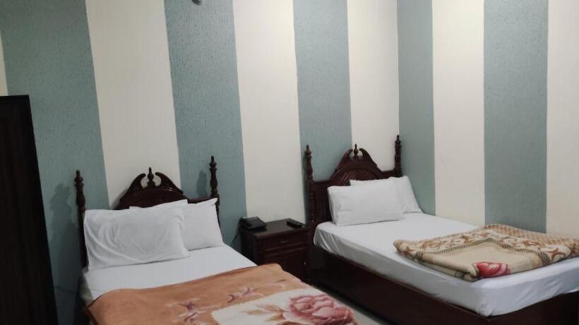 호텔 Shelton Palace