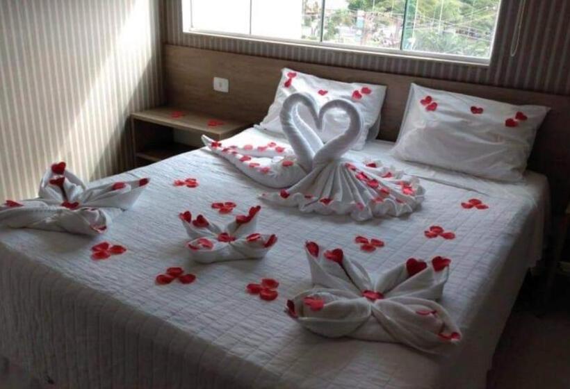 호텔 Shelton Palace