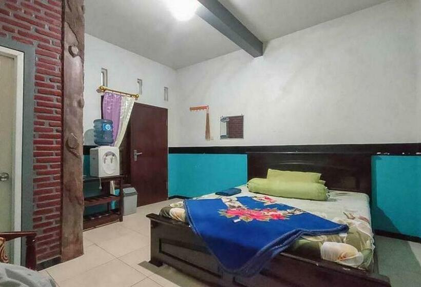 ホテル Villa Ghazani 4 At Desa Wisata Songgokerto