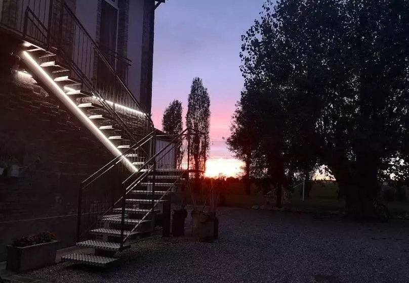 Majatalo Tlcafè Hospitality