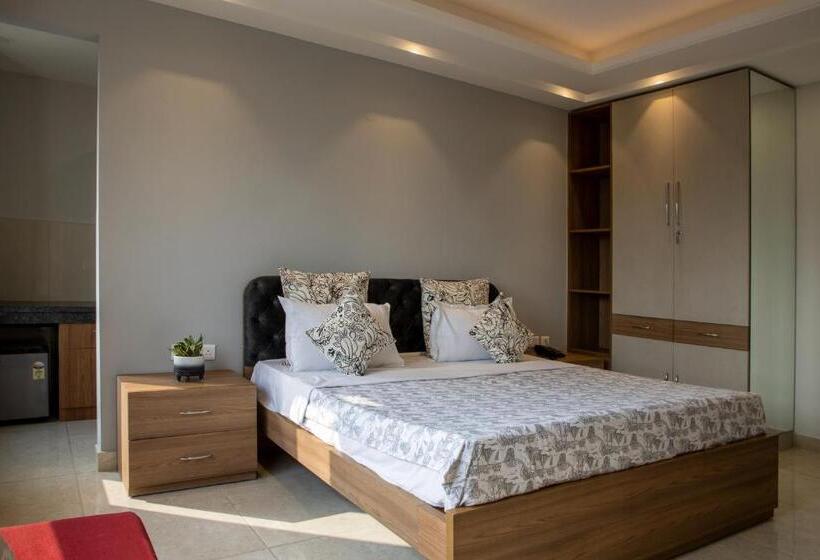 Perch Service Apartment Mg Road