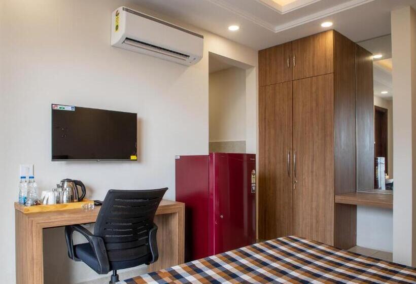 Perch Service Apartment Mg Road