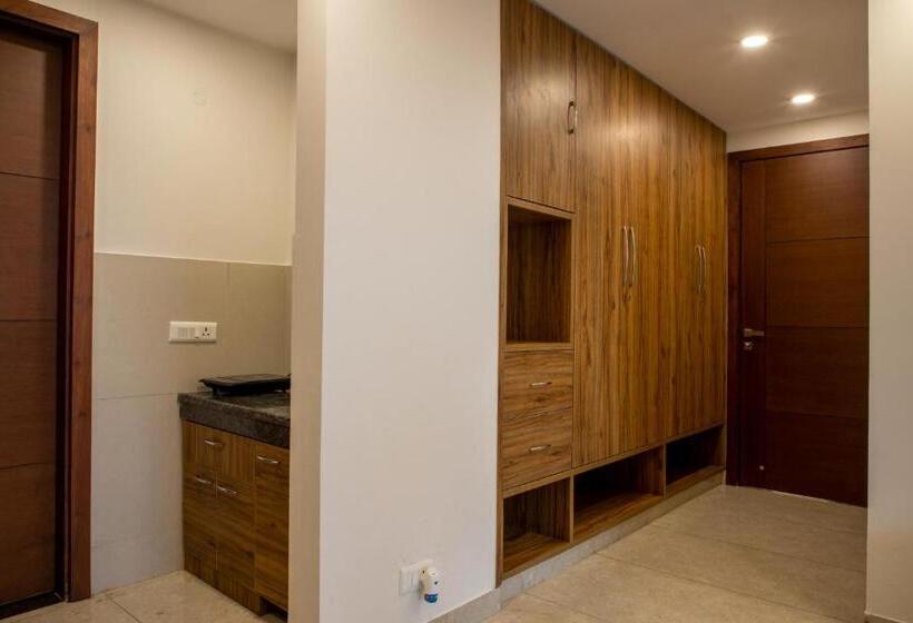 Perch Service Apartment Mg Road