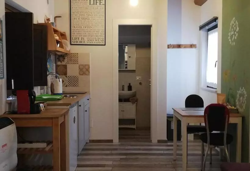 B&b Interno Sg   Monolocale