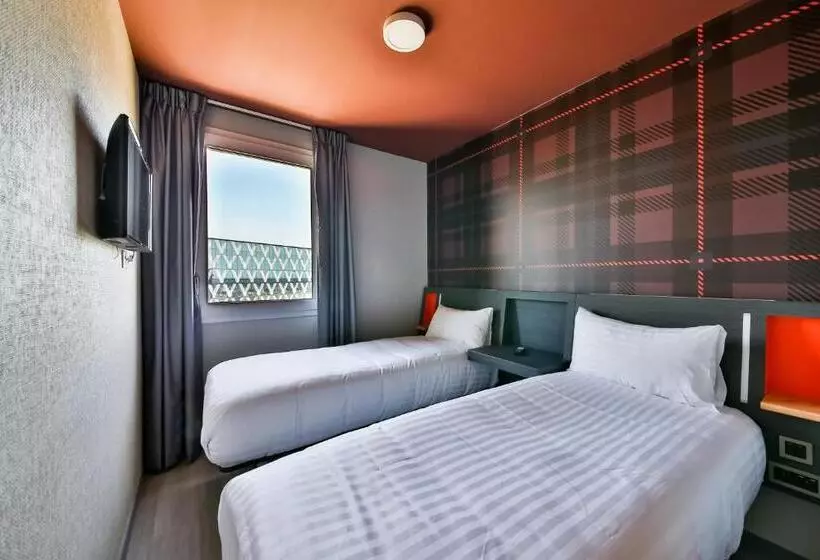 Easyhotel Paris Charles De Gaulle Villepinte