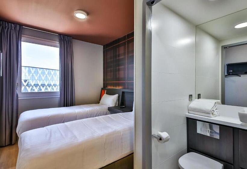 Easyhotel Paris Charles De Gaulle Villepinte