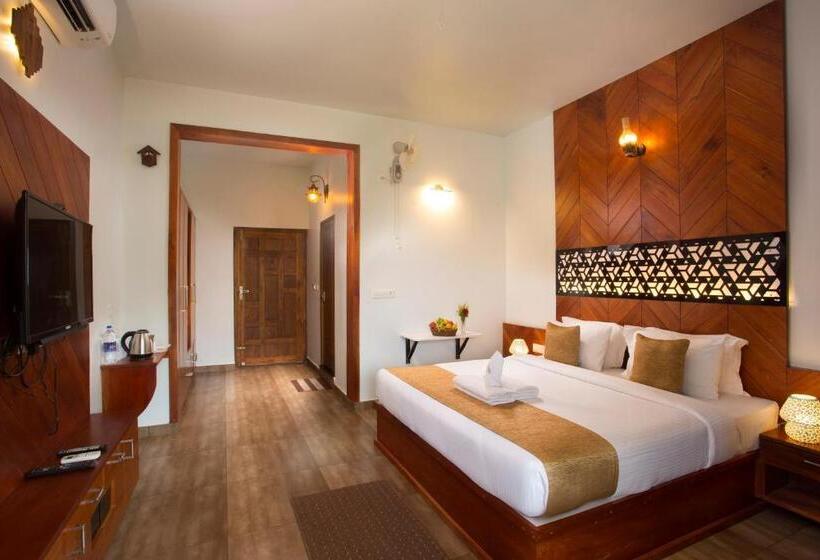 Hotel Karlad Lake View Resort