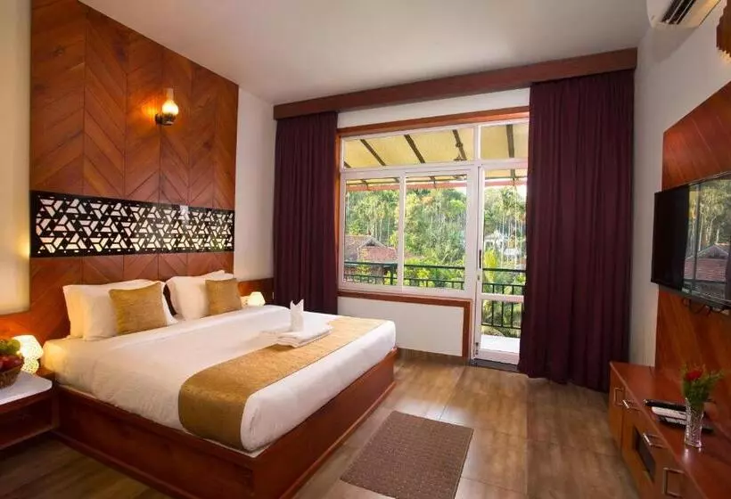 Hotelli Karlad Lake View Resort