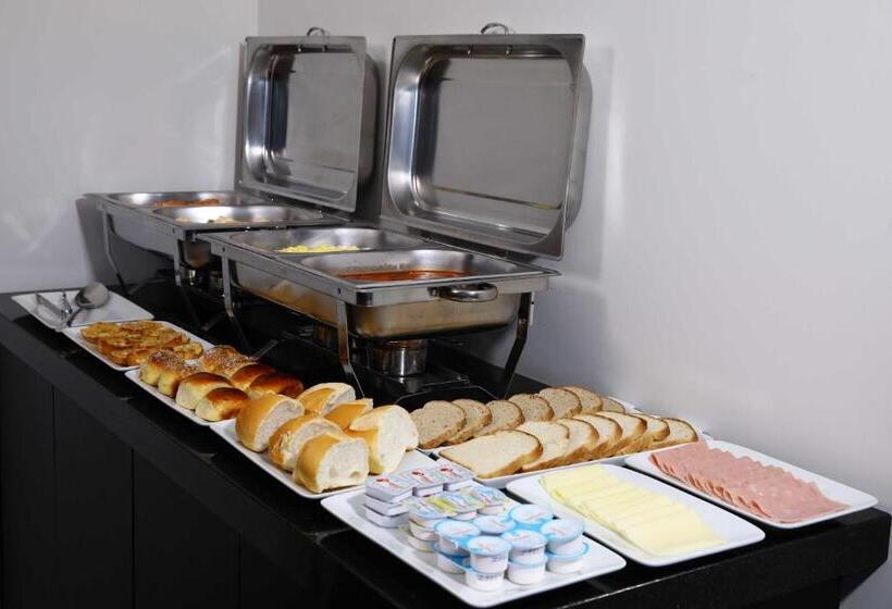 ホテル Pro Tork Confort