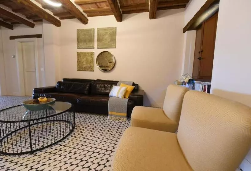 Hotelli Villa Shmitanka