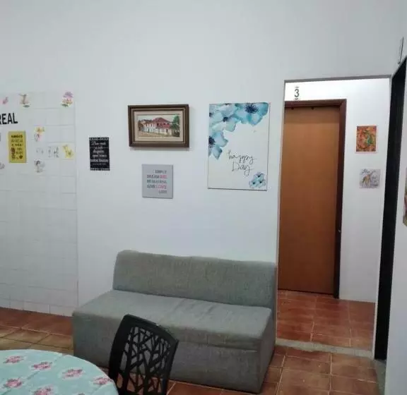 ペンション Hostel Casa Das Flores Colorado