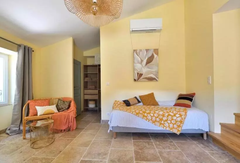 Majatalo Les Jardins De Falguière