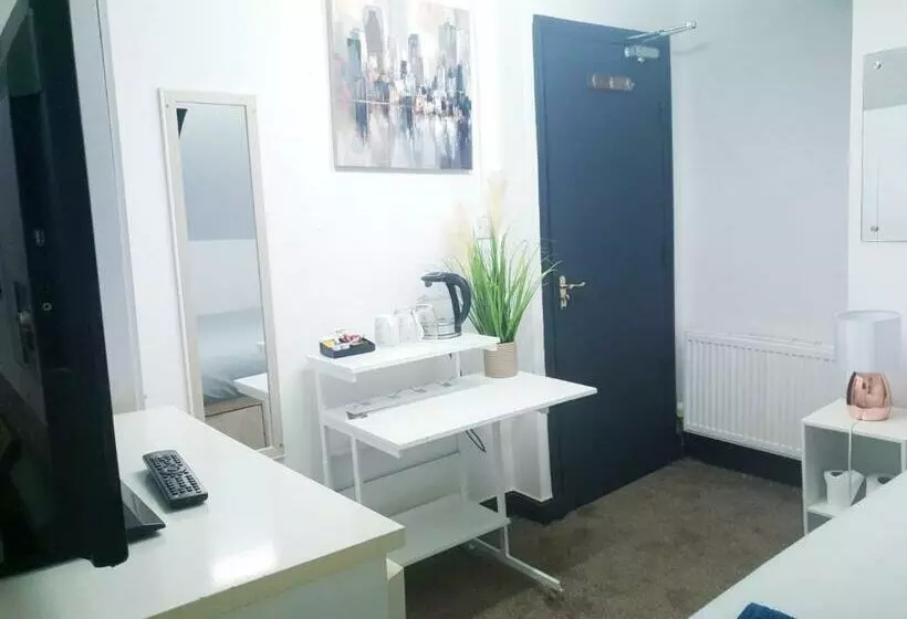 ペンション Townhouse 105