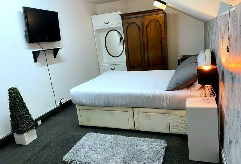 ペンション Townhouse 105