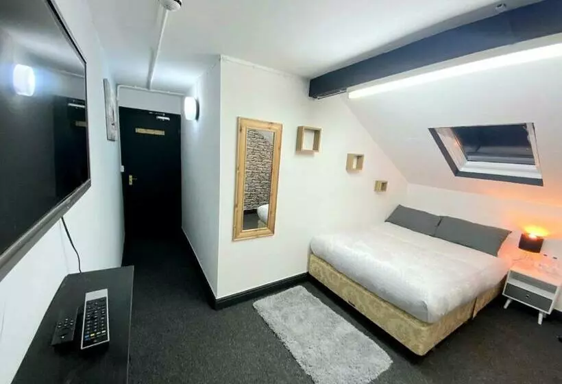 ペンション Townhouse 105