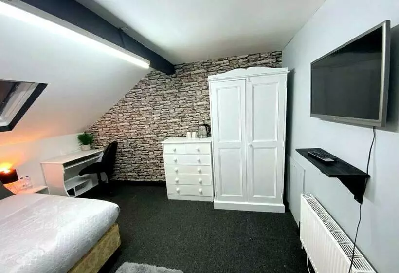 ペンション Townhouse 105