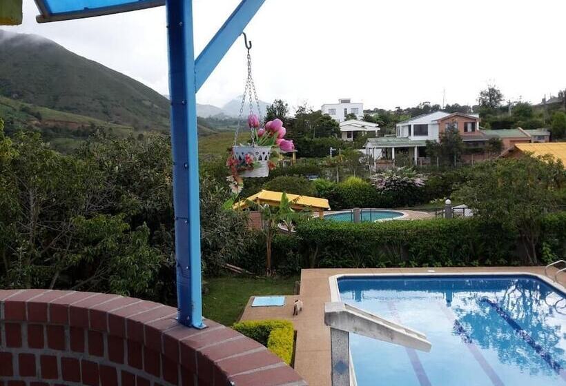 هاستل Alex Country House